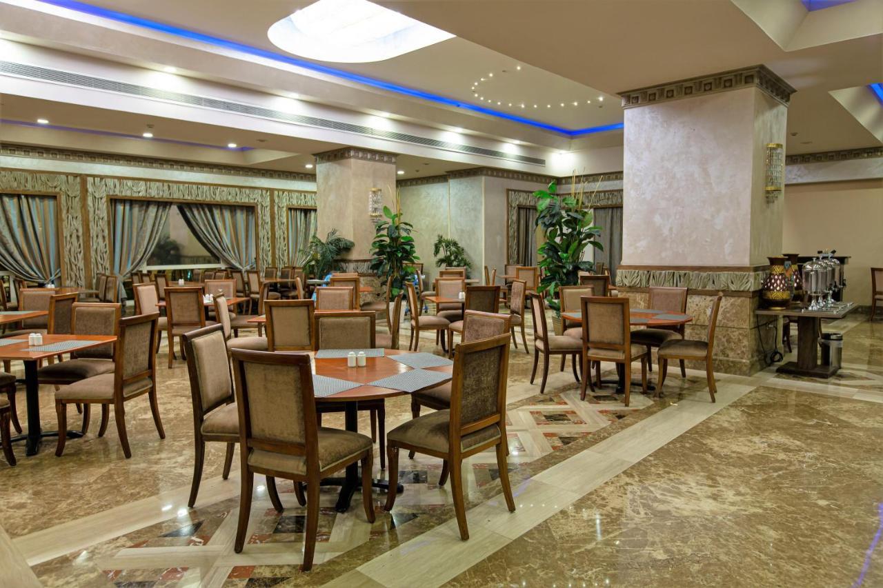 Triumph Plaza Hotel Kairo Exterior foto