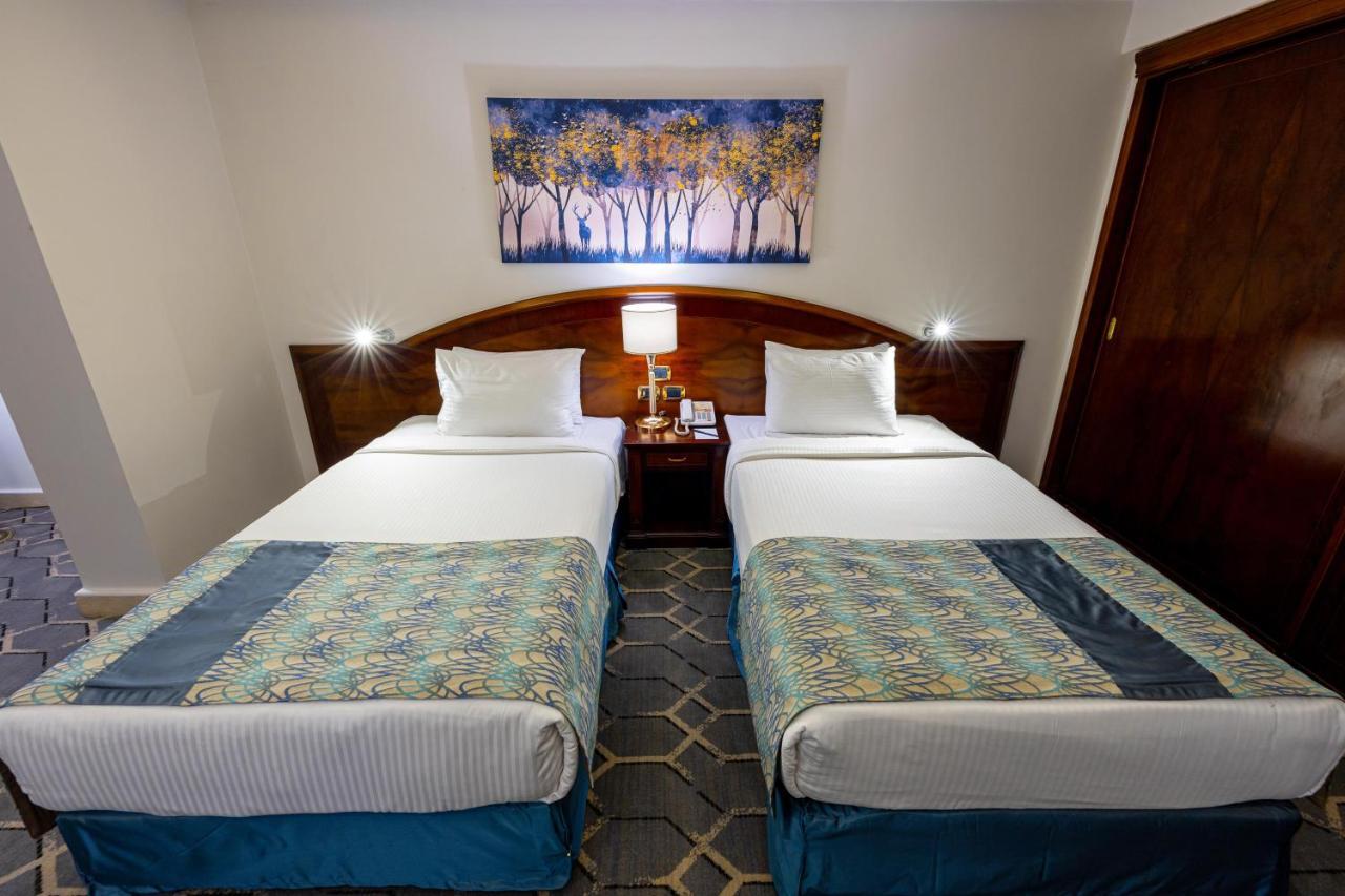 Triumph Plaza Hotel Kairo Exterior foto