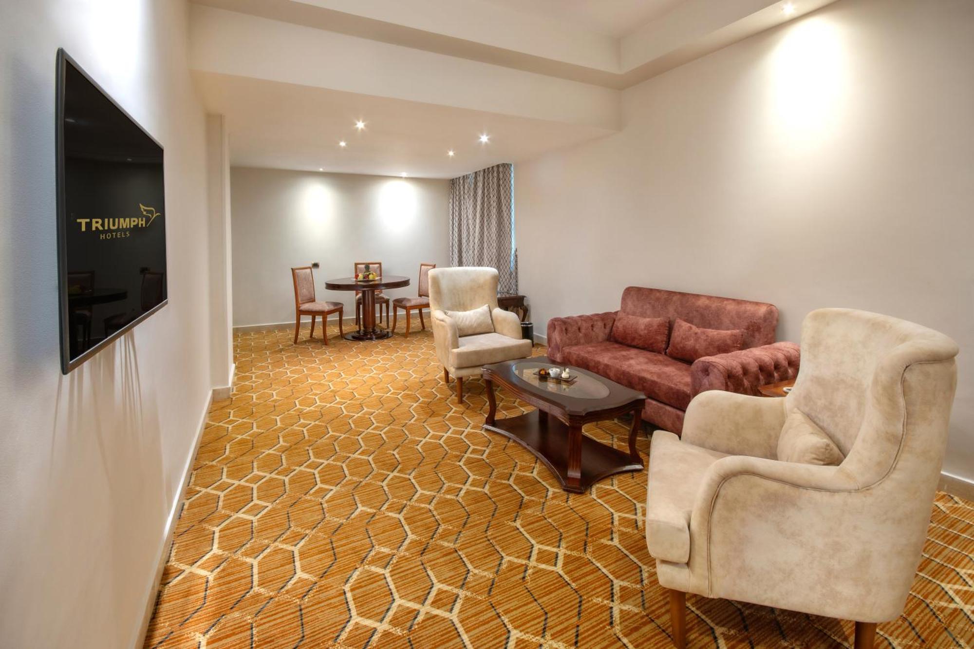 Triumph Plaza Hotel Kairo Zimmer foto
